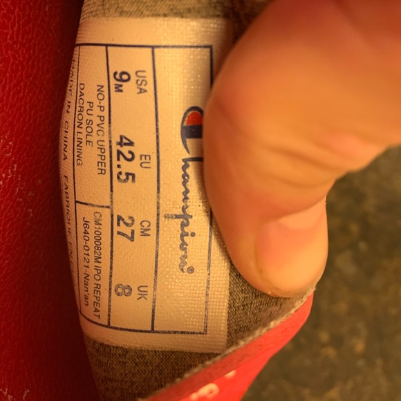 Red Champion slide size 9 lightly worn - Picture 6 of 6